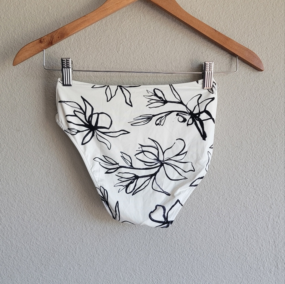 Revel Rey Logan Bikini Bottom - Picture 3 of 8